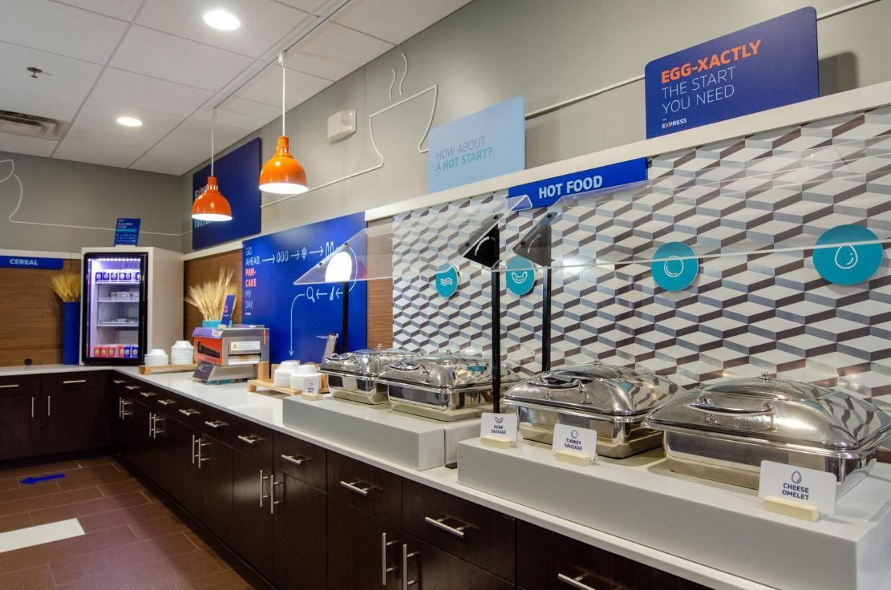 Holiday Inn Express Hotel & Suites Atlanta Airport West - Camp Creek By Ihg Εξωτερικό φωτογραφία