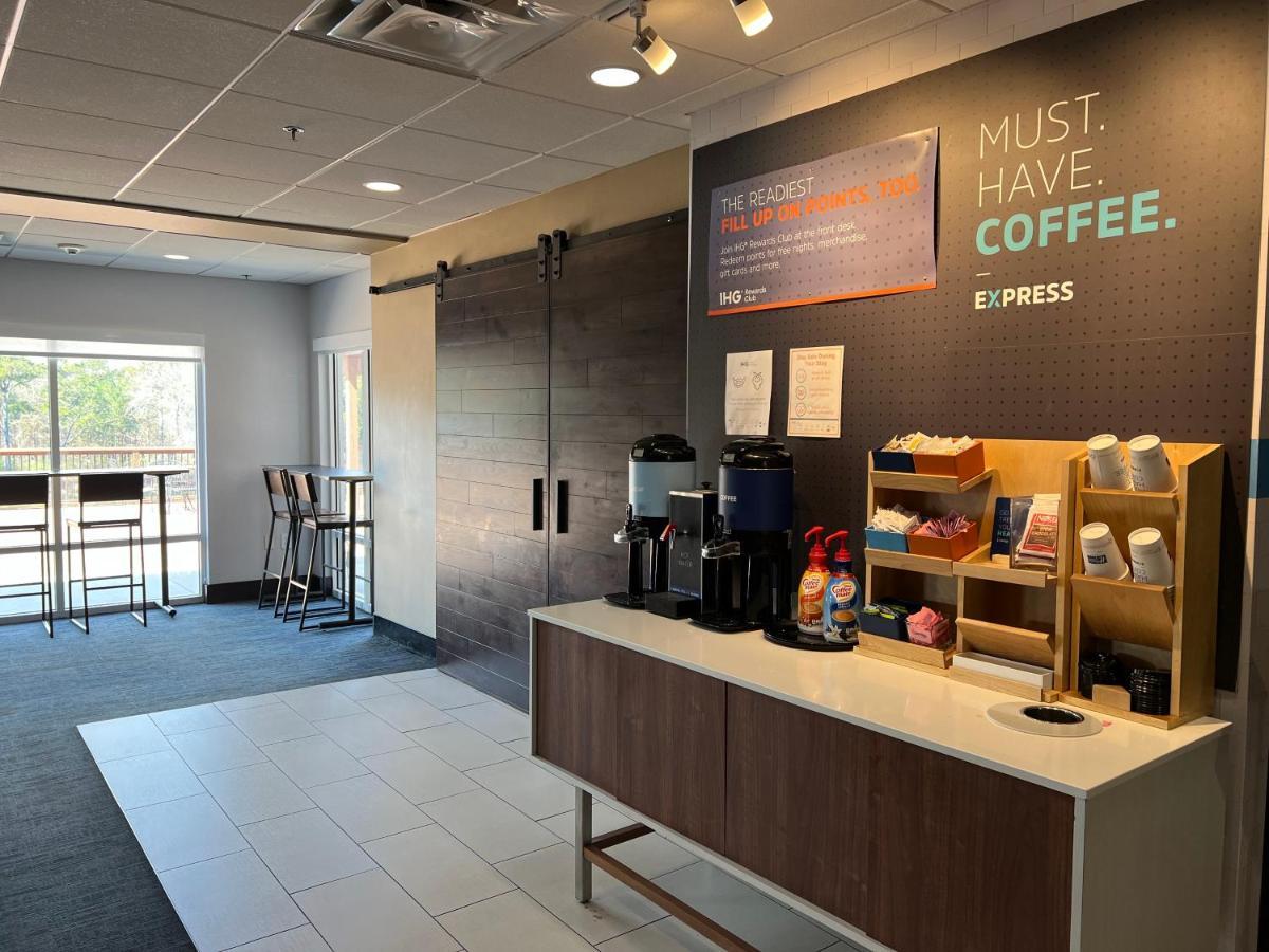 Holiday Inn Express Hotel & Suites Atlanta Airport West - Camp Creek By Ihg Εξωτερικό φωτογραφία