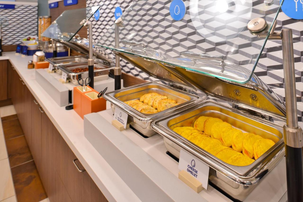 Holiday Inn Express Hotel & Suites Atlanta Airport West - Camp Creek By Ihg Εξωτερικό φωτογραφία